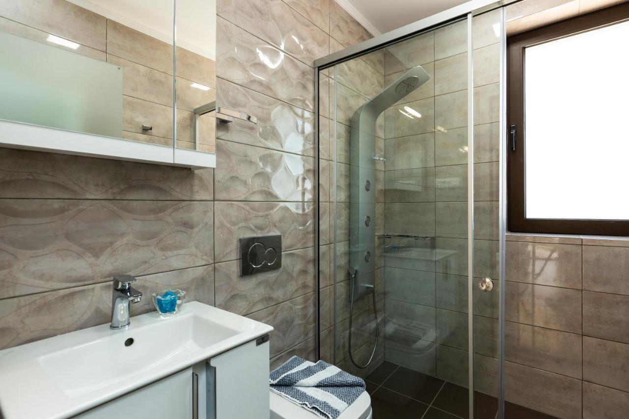 Eudora Luxury Stone Villa Almirida Exteriör bild
