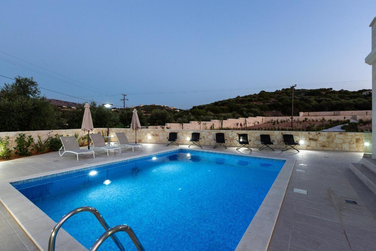 Eudora Luxury Stone Villa Almirida Exteriör bild